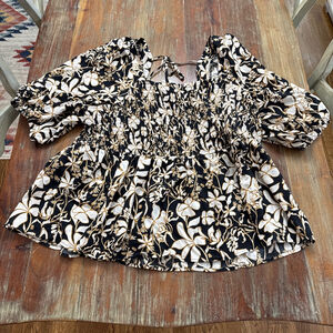 AVA & VIV Black & White Floral Blouse 4X Smocked Top Tie Back Puff Sleeve